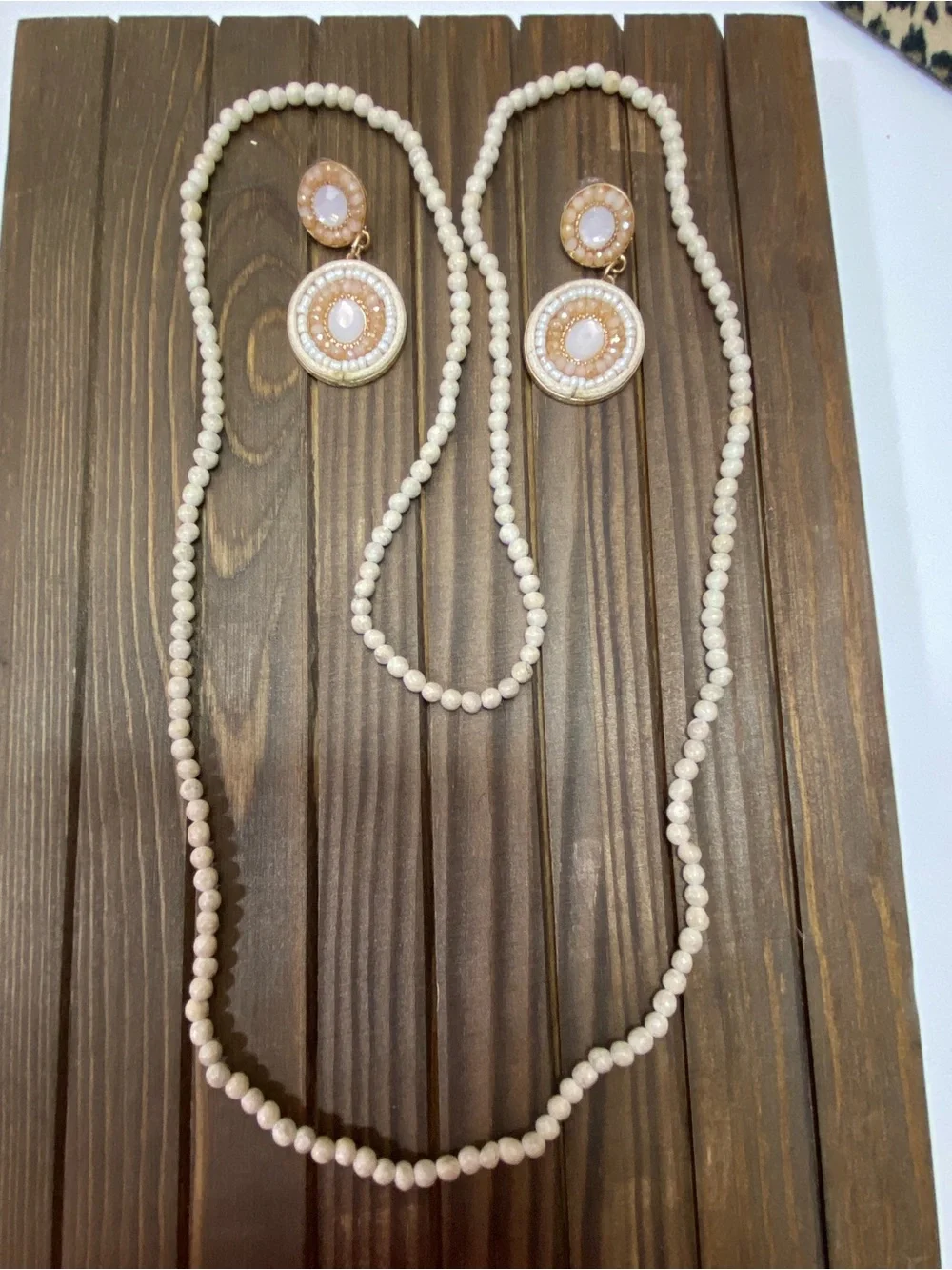 Vintage Cream Beaded Necklace & Earrings Set - Unbranded